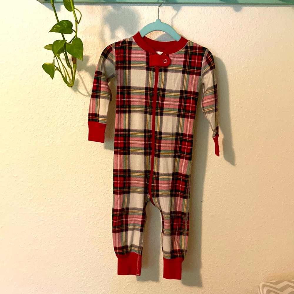 Hanna Andersson toddler footed zipper pajamas 18-24 months holiday plaid